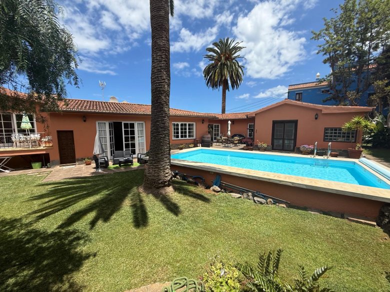 TENERIFE: Exclusive Chalet in Puerto de la Cruz – Your Dream Home in the north!