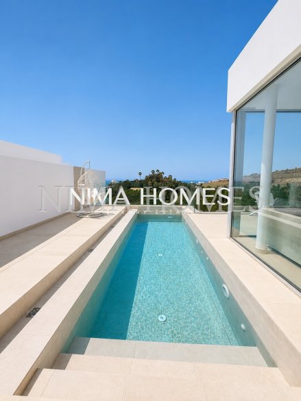 Tenerife Sur: Exclusiva villa de lujo recién terminada con piscina privada y espectaculares vistas al Atlántico