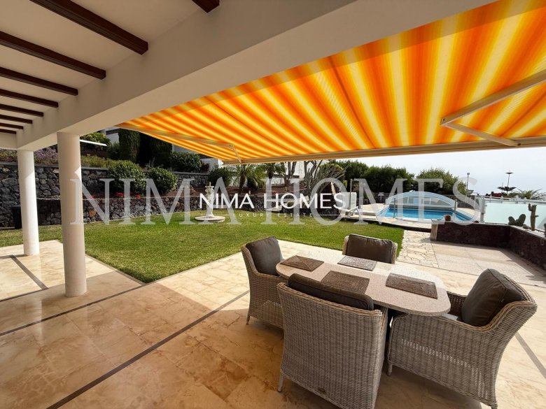 Tenerife: Exclusive House with Separate Apartment, Beautiful Garden and Stunning Sea Views i