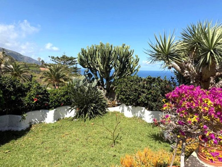 Tenerife North – Charming Bungalow with Sea View and Private Garden – Quiet Location in Romantica I